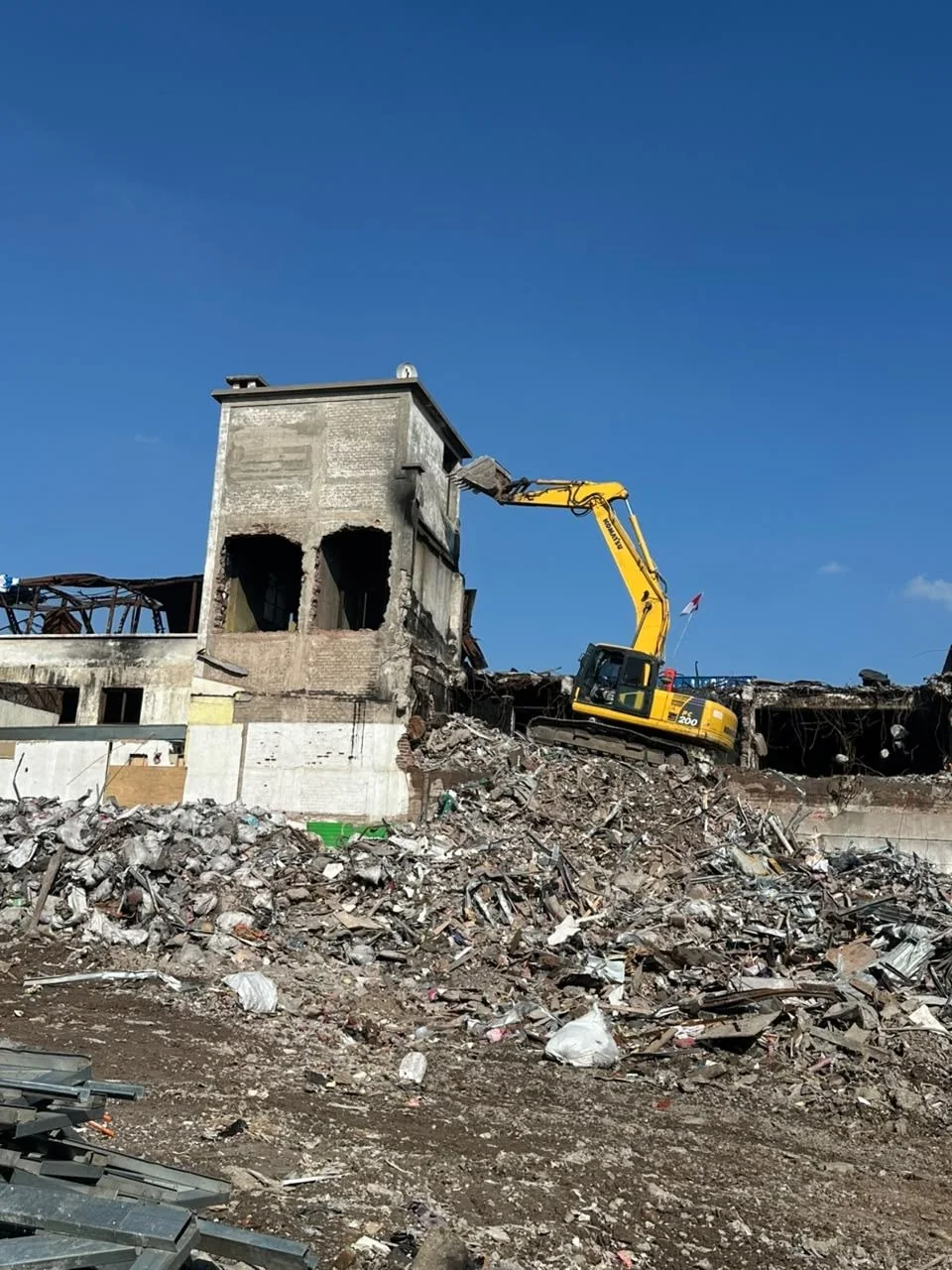 Demolición del Espacio Cultural Chino en Barrio Meiggs