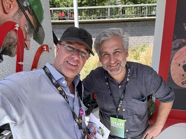 Rodrigo Germain con Camilo Elton, de Nexans, en el ETM Day
